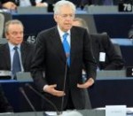 Berlusconi, Monti, standng ovation, Strasburgo